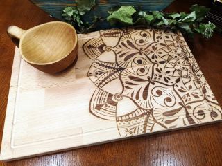 Kuchyňské prkénko  Mandala -370 x 250 - KP01