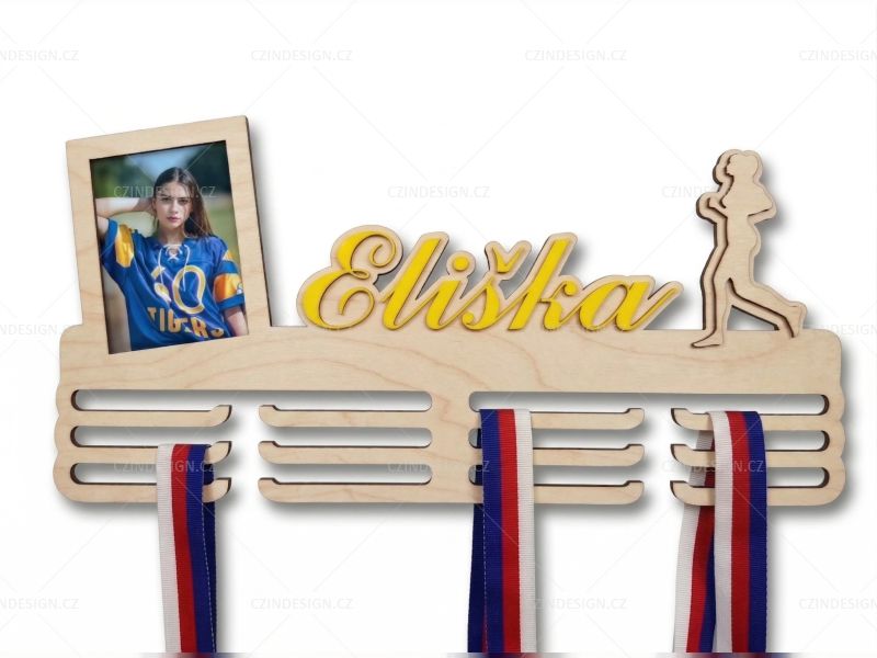 Držák na medaile - běžkyně
